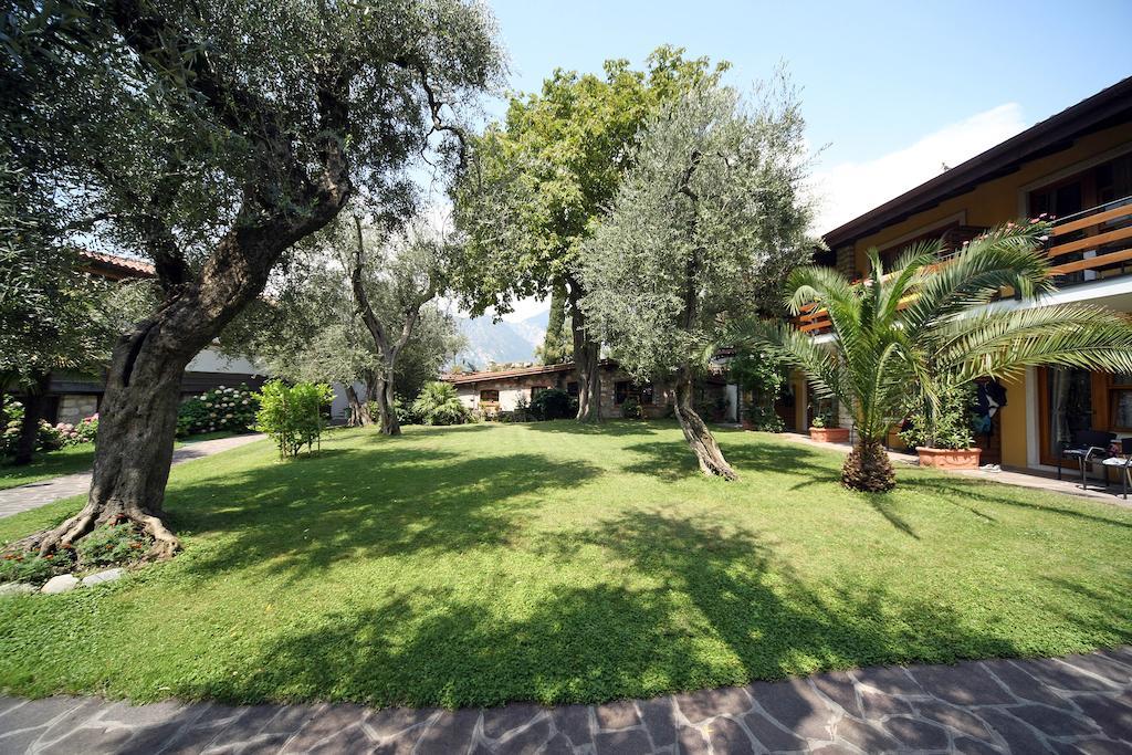 Hotel Sailing Center Malcesine Exterior foto