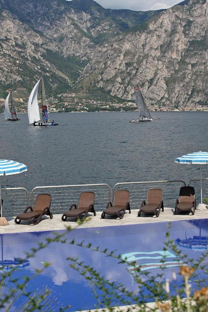 Hotel Sailing Center Malcesine Exterior foto